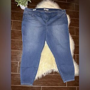 Torrid lean pull on jeans sz 6T/30
